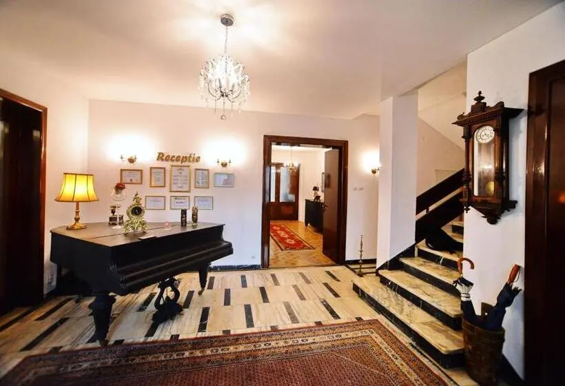 Quarto standard, Casa Negustorului