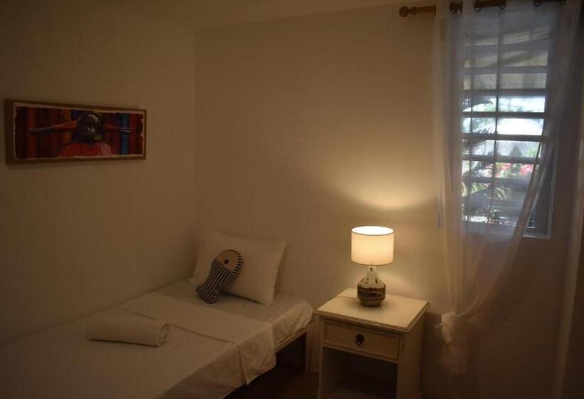 Familie Værelse Haveudsigt, Shanti Ghar Guest House