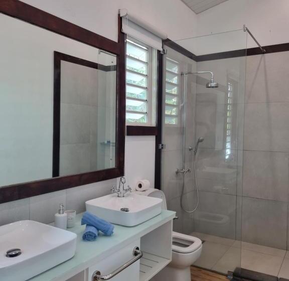 Chalet 1 Soveværelse, Shanti Ghar Guest House