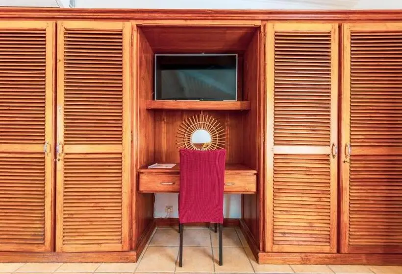 اتاق استاندارد با چشم‌انداز کوهستان, Shanti Ghar Guest House