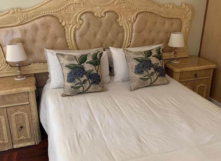 Family Room, Villa De La Rosa Klerksdorp