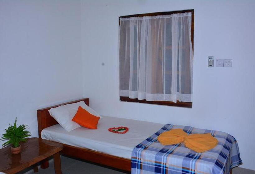 스탠다드 트리플 룸, Pleasant Park Holiday Inn