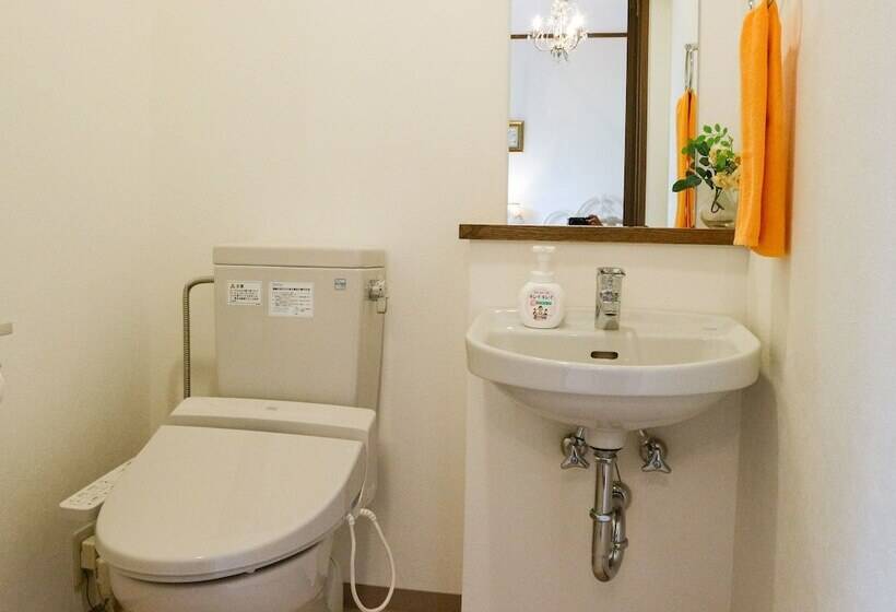 غرفة قياسية حمام مشترك, Chezsoi Wakamiya