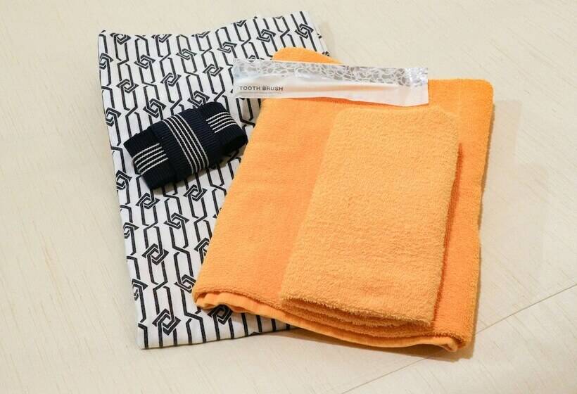 غرفة قياسية حمام مشترك, Chezsoi Wakamiya