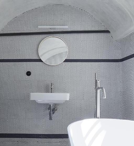 Standard Trippelrum, Stajnhaus