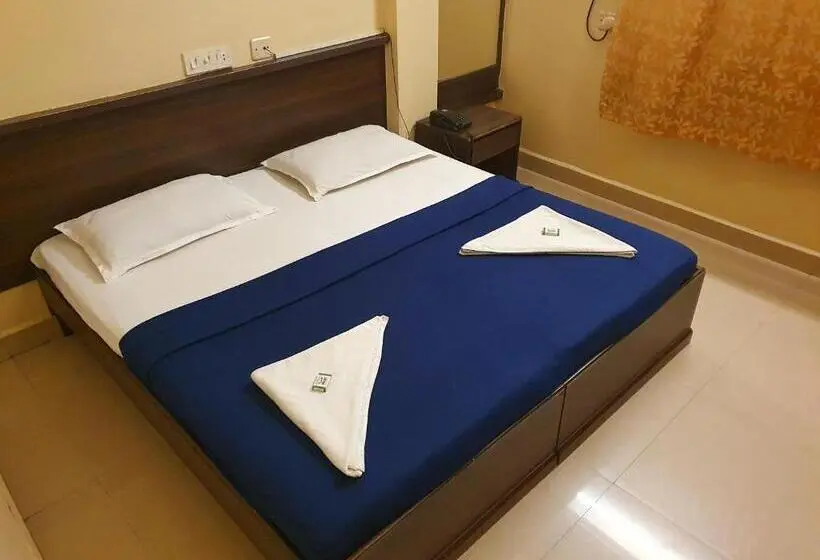 اتاق اکونومی, Bhimas Inn  Puratchi Thalaivar Dr M G Ramachandran Central Railway Station Chennai