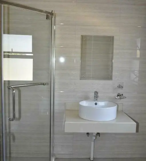 اتاق اجرایی, Bannerloft Guest House