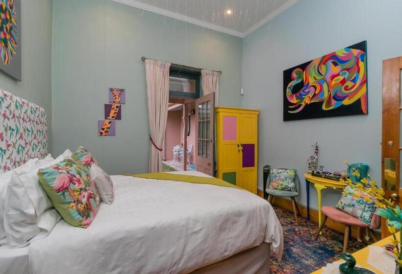 חדר סטנדרט, Betty S Boutique