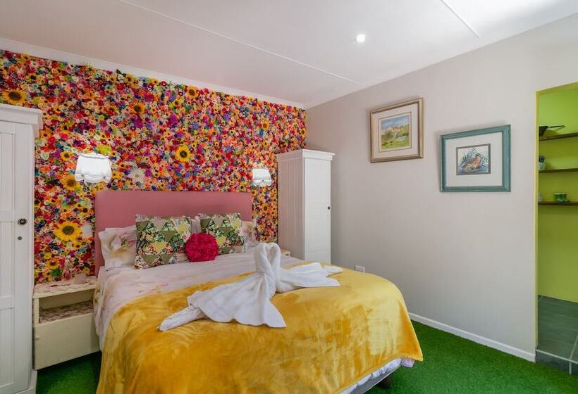 חדר סטנדרט, Betty S Boutique