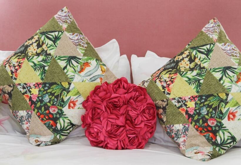 חדר סטנדרט, Betty S Boutique