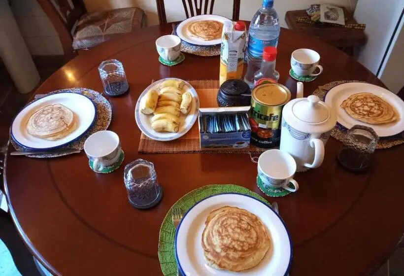 اتاق استاندارد با تخت بزرگ, Mazzola Safari House & Backpacking