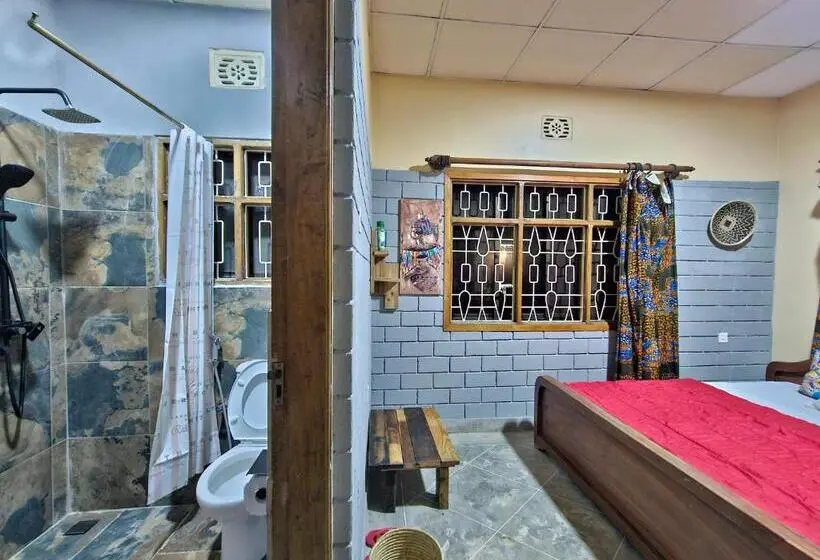 اتاق استاندارد با تخت بزرگ, Mazzola Safari House & Backpacking
