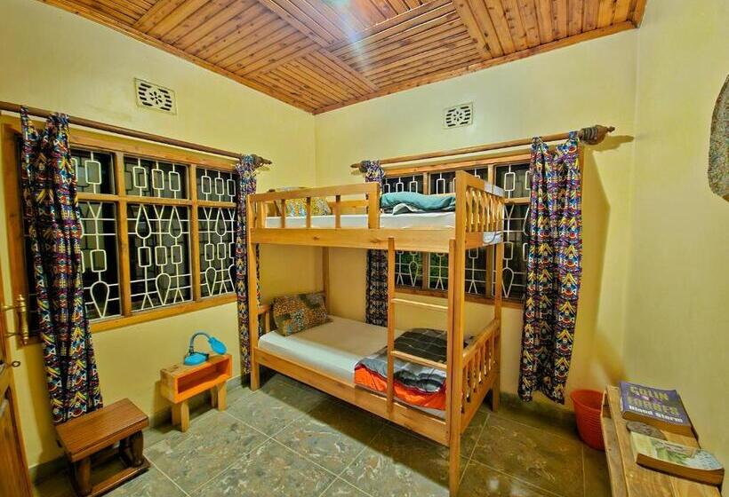 이코노미 룸, Mazzola Safari House & Backpacking