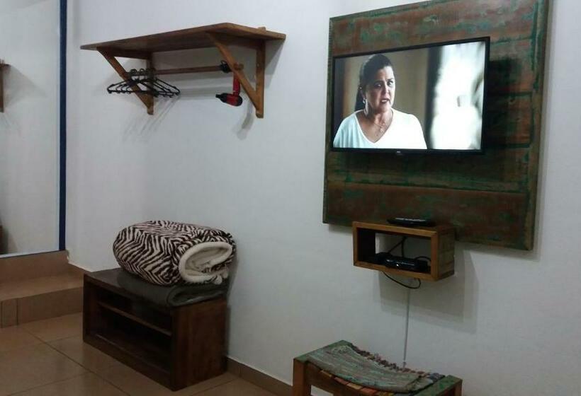 استودیوی استاندارد, Pousada Nascer Do Sol