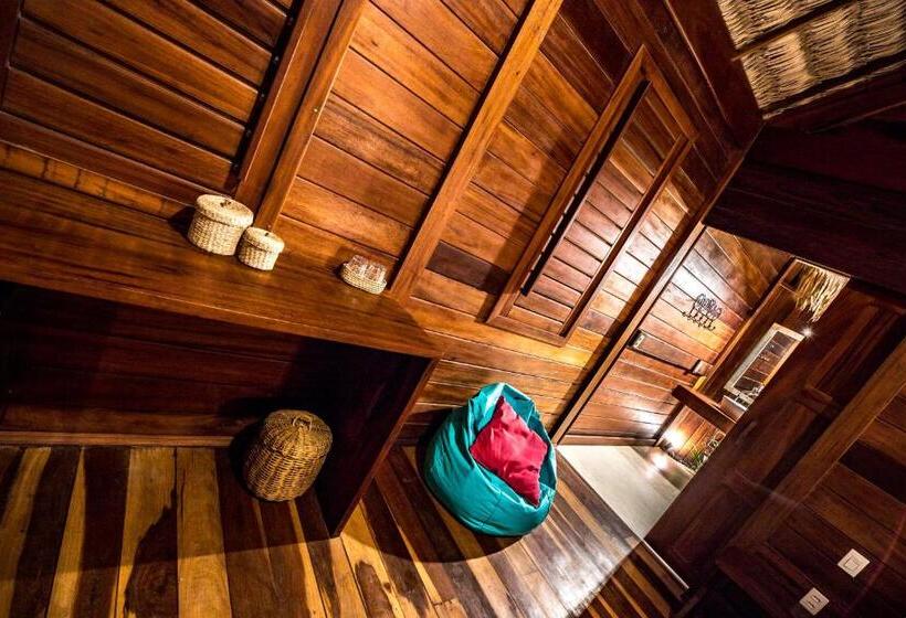 디럭스 방갈로, Pousada Vayú