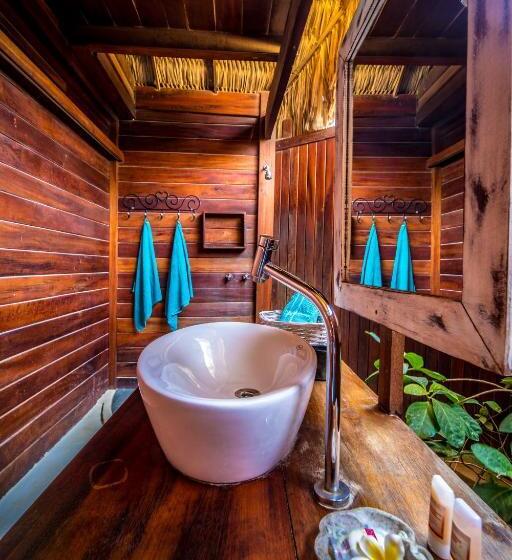 스탠다드 방갈로 정원 전망, Pousada Vayú