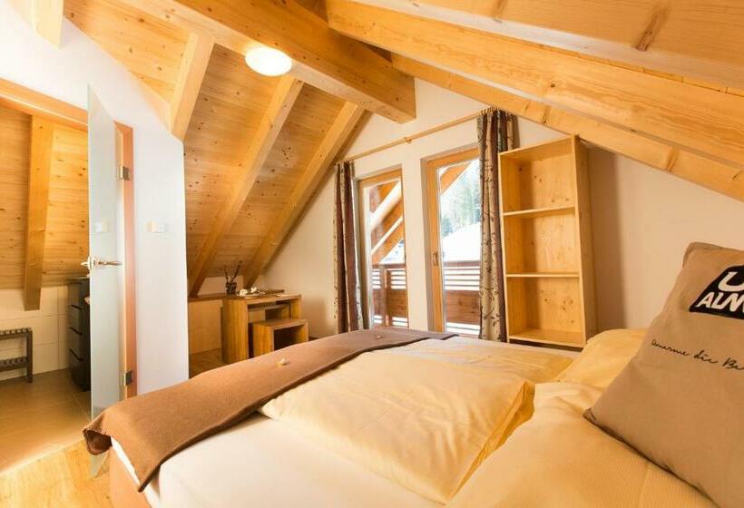 디럭스 룸 산전망, Ualm Untermarkter Alm