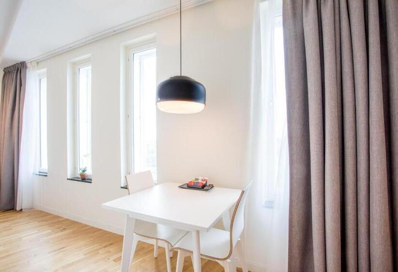 إستوديو قياسى, Apartdirect Alvsjo