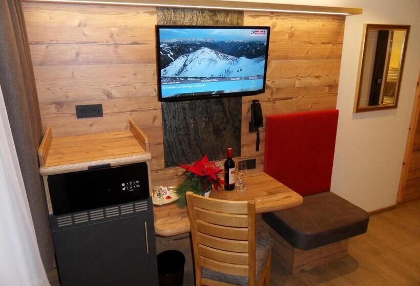 غرفة قياسية فردية مزودة بشُرفة, Garni Siegmundshof   Inclusive Joker Card Im Sommer