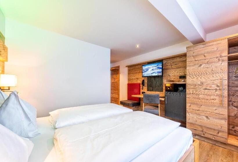 غرفة قياسية مزوَّدة بشُرفة, Garni Siegmundshof   Inclusive Joker Card Im Sommer