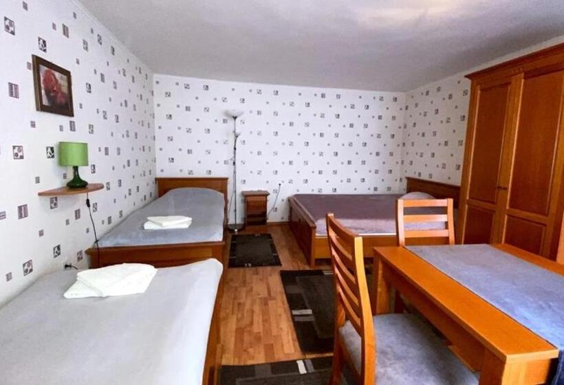 スタンダードトリプルルーム, Fehérház Alkalmi Szálló