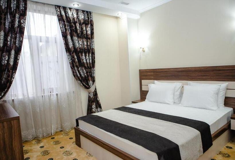 اتاق استاندارد, Luxury House