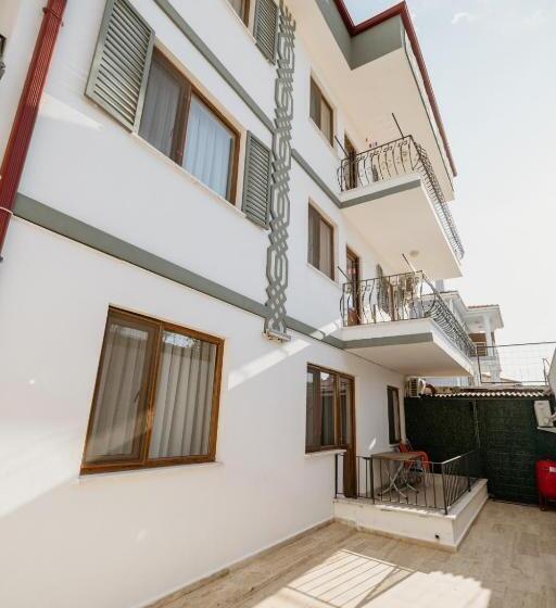 低层单卧公寓, Azra Apart & Otel