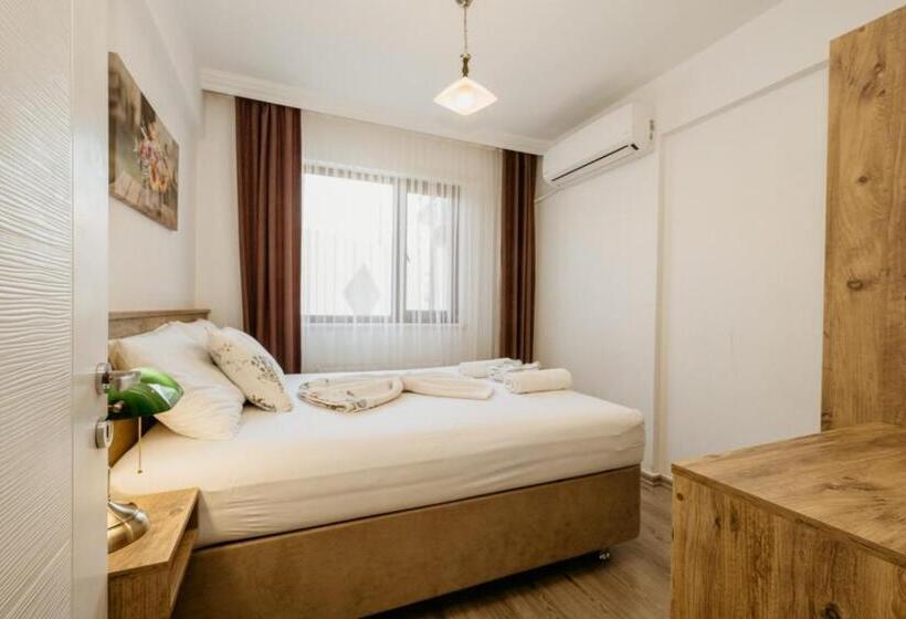 آپارتمان 1 خوابه همکف, Azra Apart & Otel