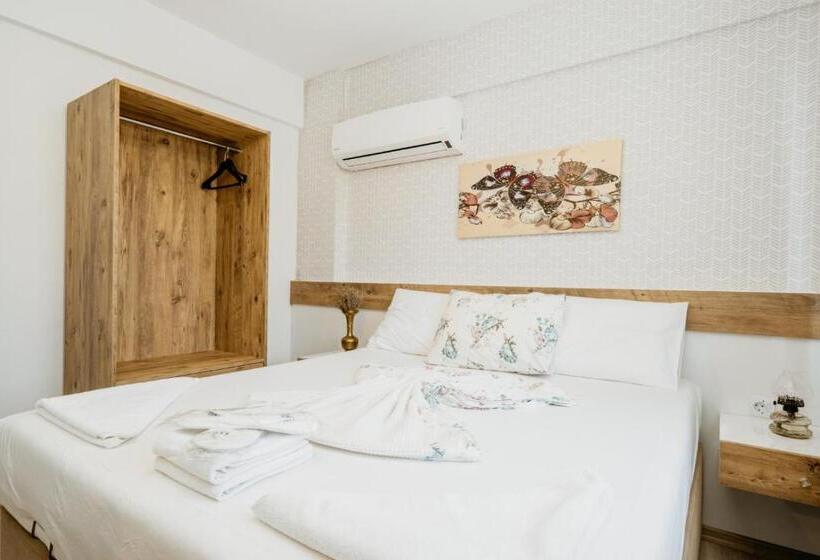 家庭套房, Azra Apart & Otel