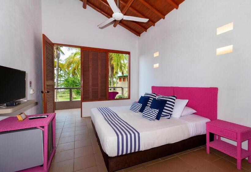 اتاق استاندارد با چشمانداز دریا, Chiniu