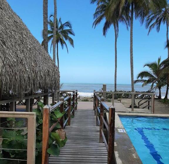 اتاق خانوادگی, Chiniu