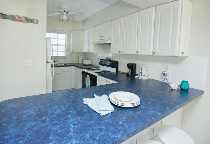 آپارتمان لوکس 2 خوابه, Island Club Turks & Grace Bay Place