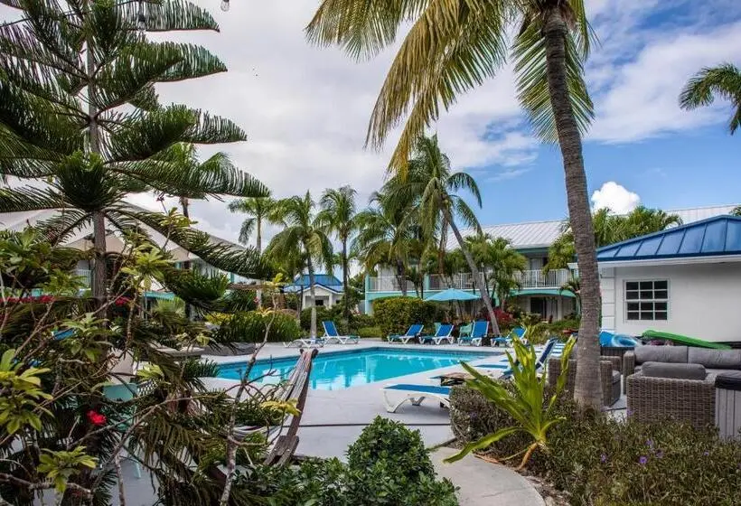 استودیوی لوکس, Island Club Turks & Grace Bay Place