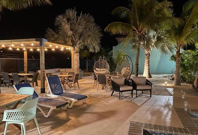 آپارتمان 1 خوابه همکف, Island Club Turks & Grace Bay Place