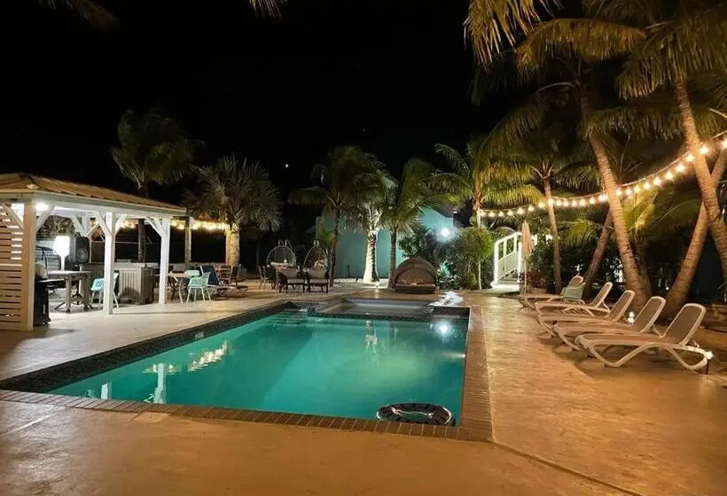 خانه 2 خوابه, Island Club Turks & Grace Bay Place