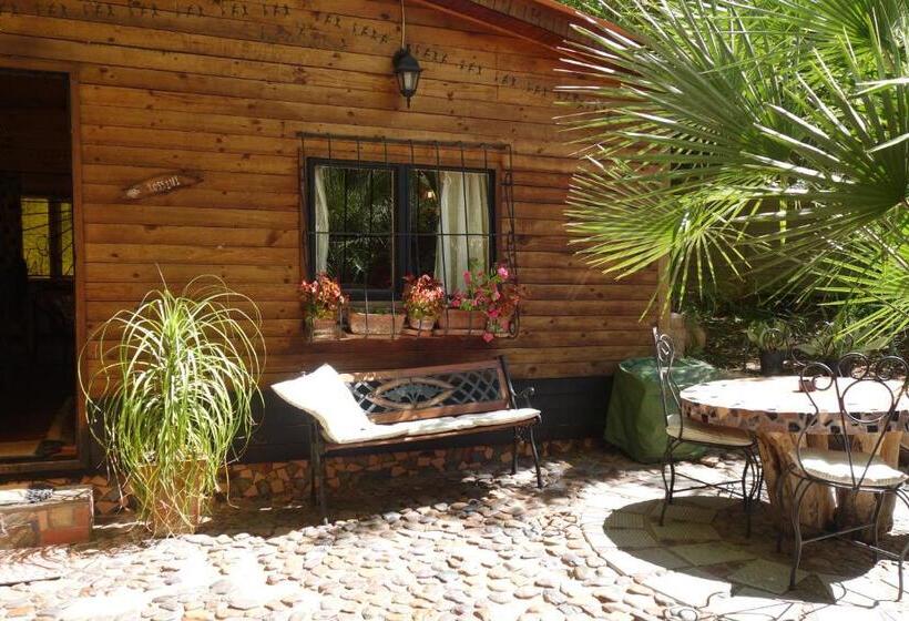 בקתת חדר, A La Fugue