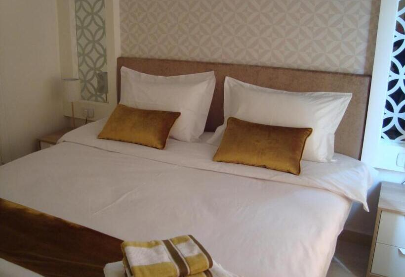 اتاق لوکس, Gallery