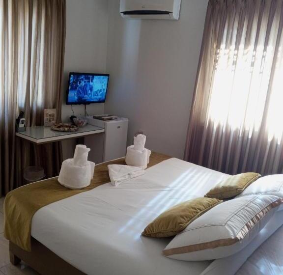 اتاق لوکس, Gallery