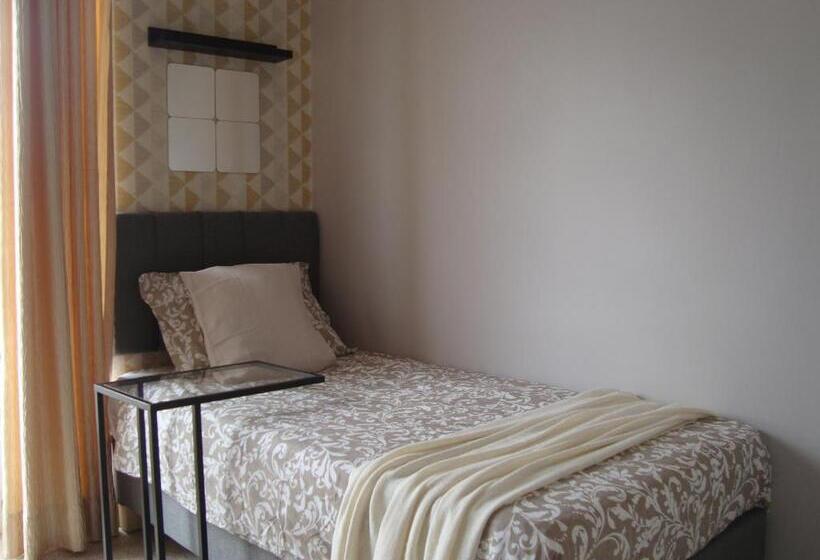 اتاق استاندارد با سرویس بهداشتی مشترک, Gallery