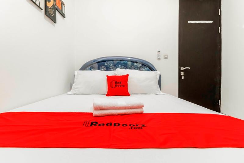 Номер Стандарт, Reddoorz Plus Near Trisakti University