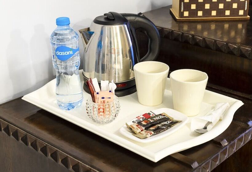 اتاق لوکس سه تخته, New Cairo Heart