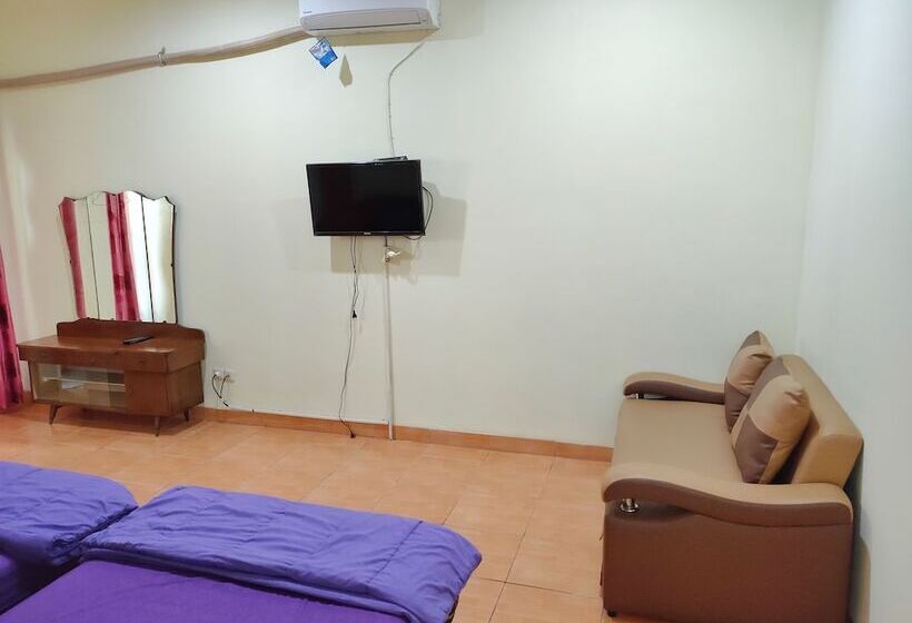 Номер Стандарт, Radio Backpacker Guesthouse