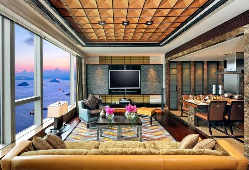 سوئیت پرزیدنت, The Harbourview Place @ The Icc Megalopolis