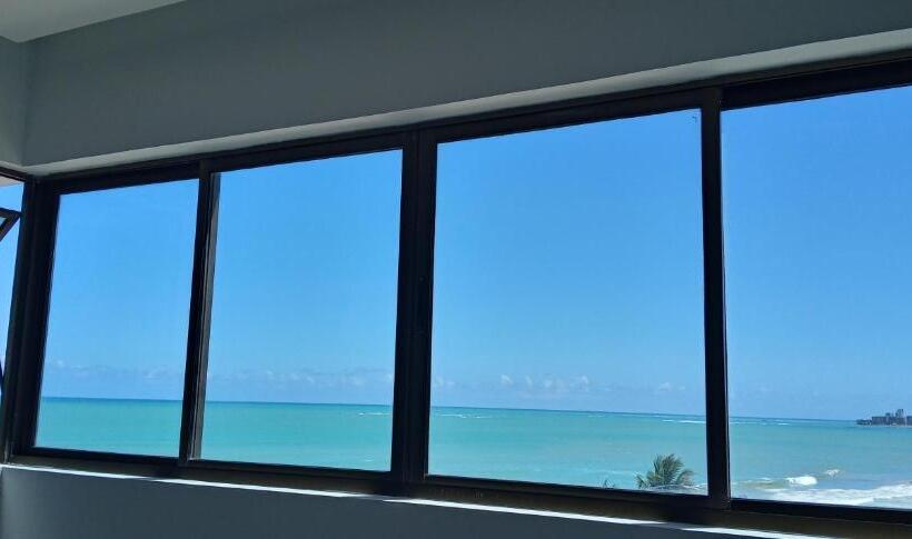 سوییت با چشم‌انداز دریا, Flat Em Hotel De Luxo Beira Mar Da Grife Ritz Suítes Com Vista Ampla Para Todo O Mar Da Cruz Das Alm