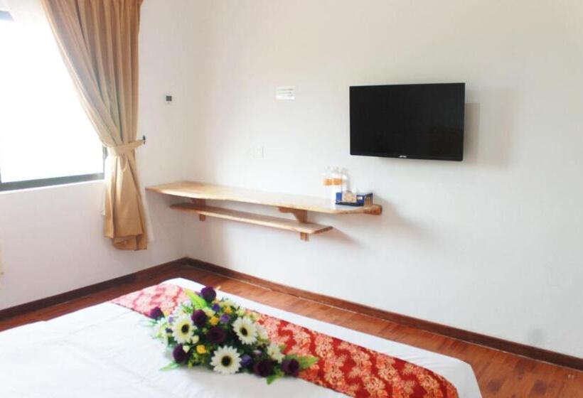 デラックスルーム, Am Transit Inn, Kuala Terengganu