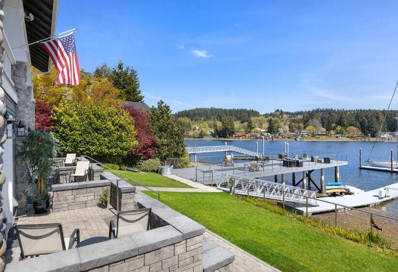 غرفة سوبيريور مطلّة علي البحر, Waterfront Inn