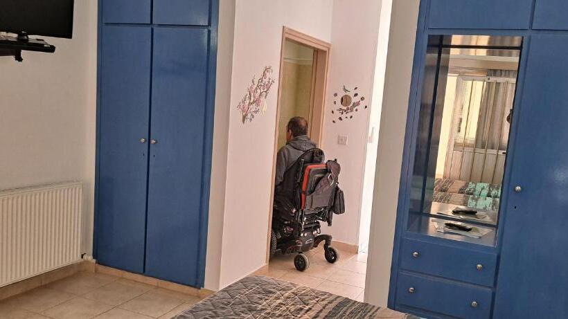 إستوديو قياسى, C & A Hotel Apartments