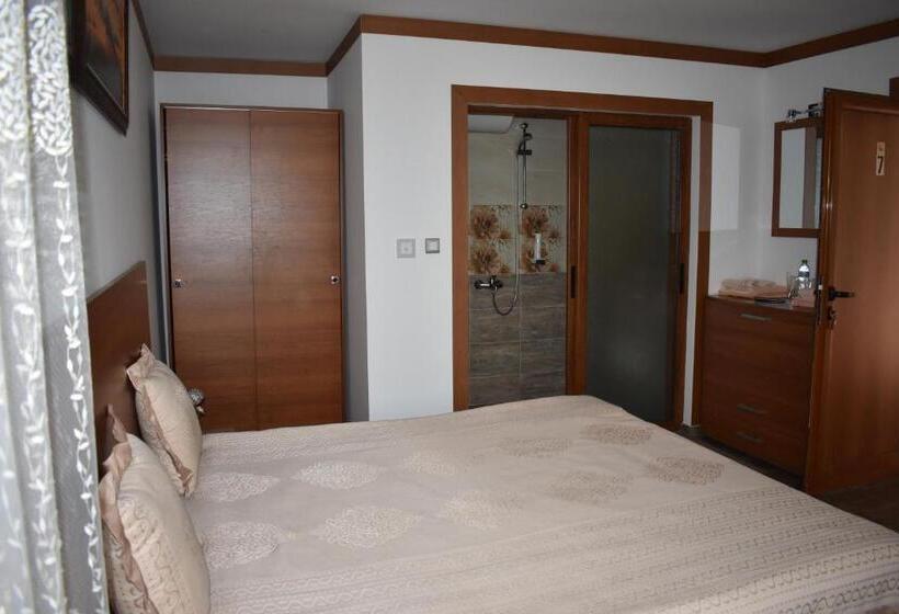 标准间, Complex Oazis