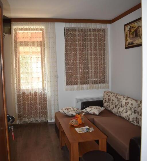 带1个卧室的带阳台的公寓, Complex Oazis