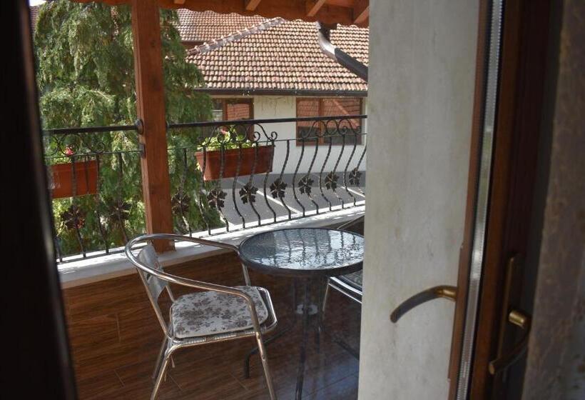 带1个卧室的带阳台的公寓, Complex Oazis